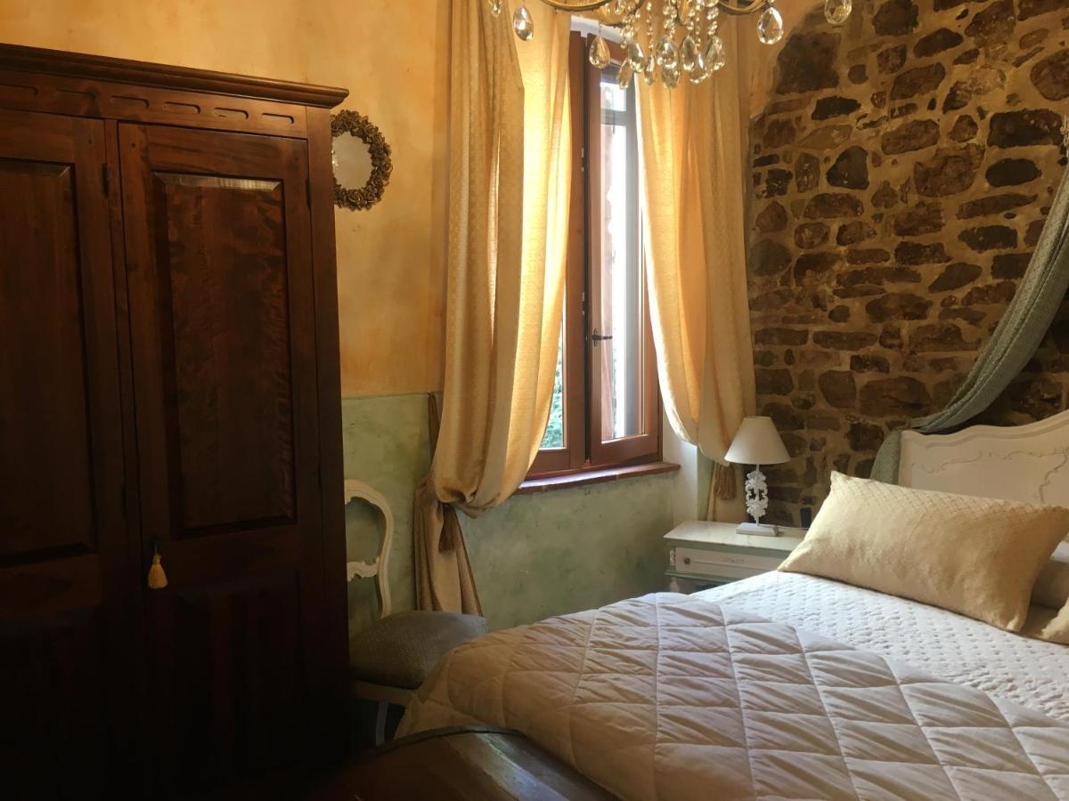 Hotel La Piazzetta Del Borgo à Todi Extérieur photo